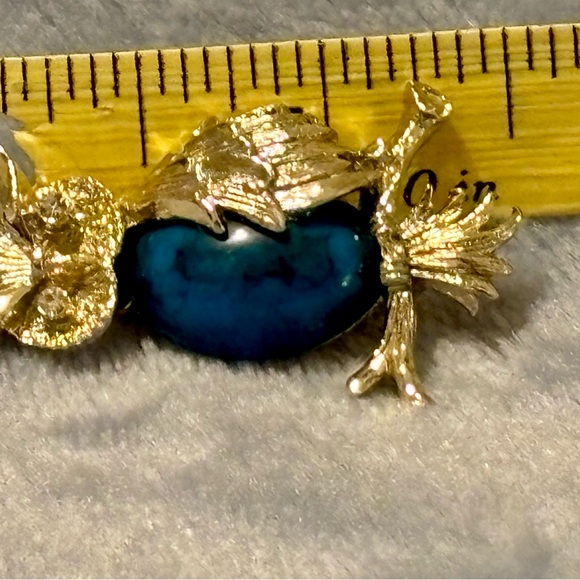 Vintage signed Gerry gold tone Owl Brooch &  Faux turquoise cabachon - Picture 7 of 14